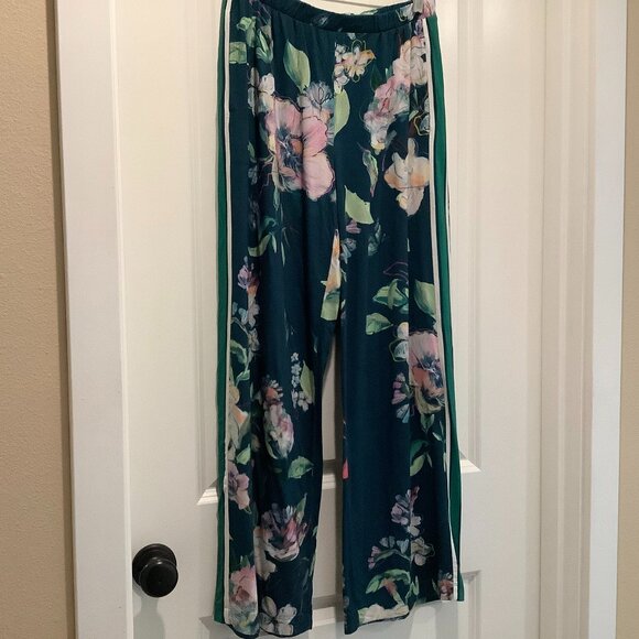 Soma Cool Nights Pajama Pants, Green floral, size small - Picture 1 of 3